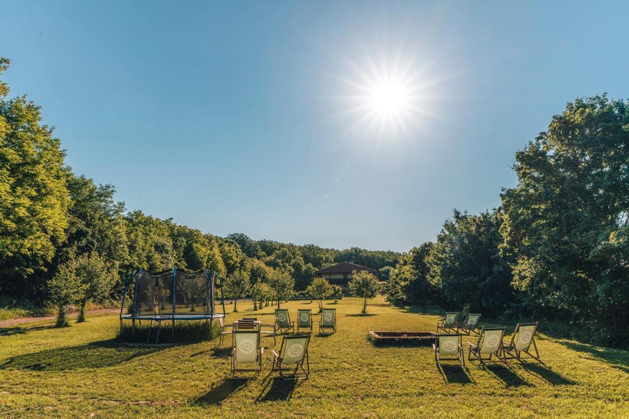 Farma Ovčí Terasy Nemcicky (Breclav) Exterior foto